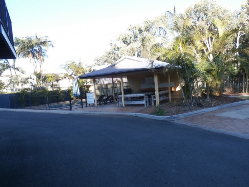 Moore Park Beach QLD 4670