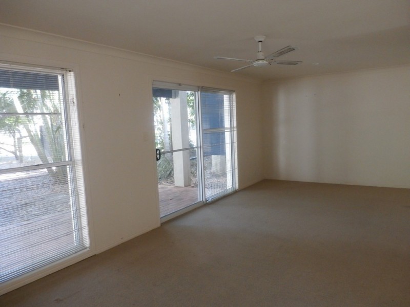 Moore Park Beach QLD 4670