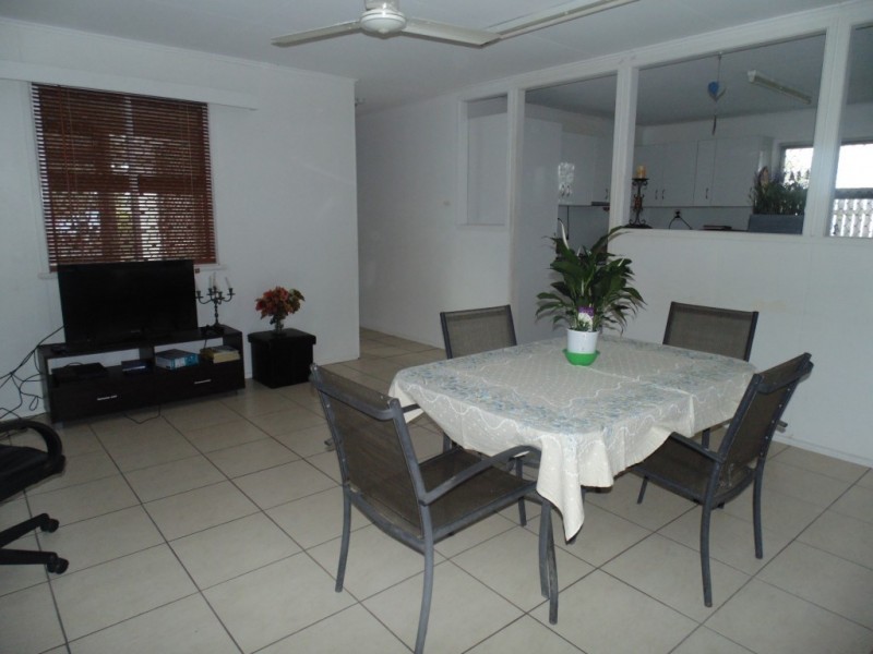 Avenell Heights QLD 4670