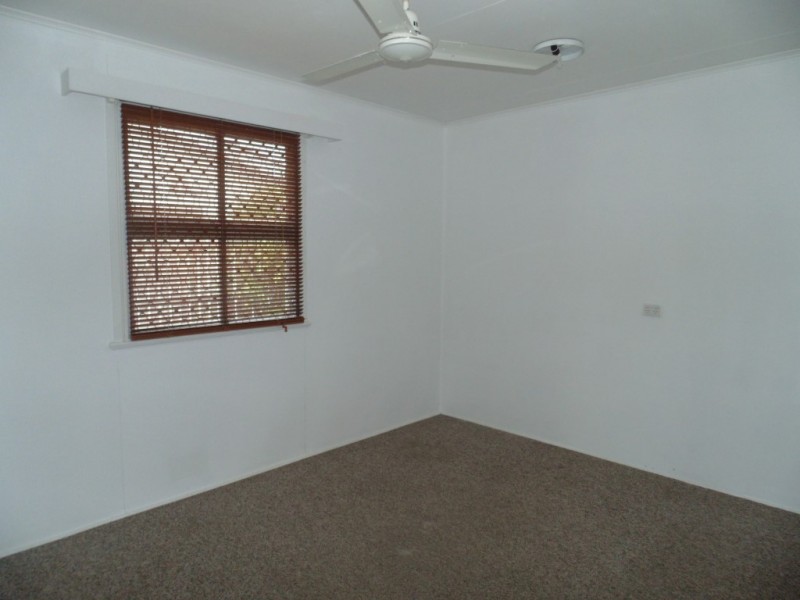 Avenell Heights QLD 4670