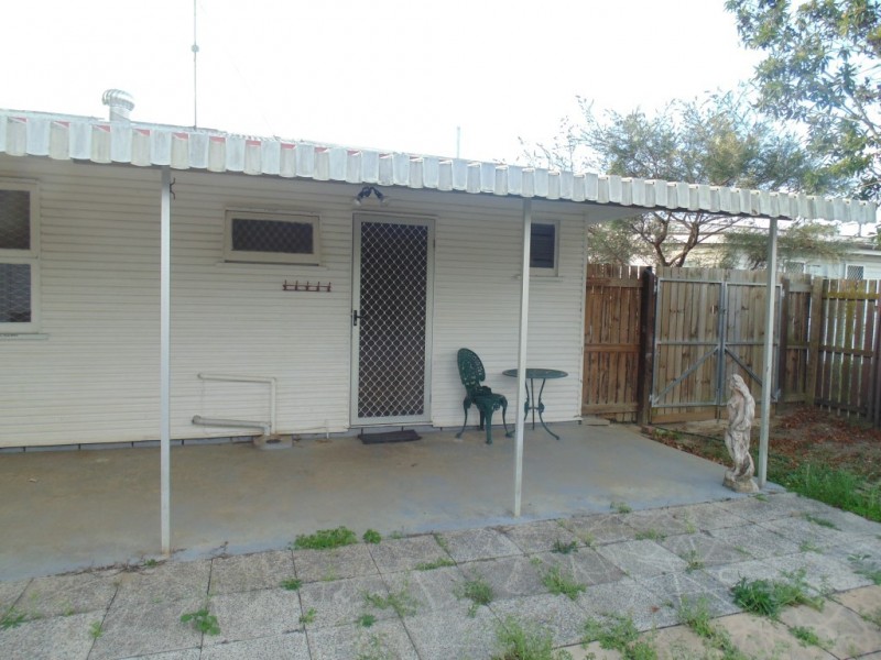 Avenell Heights QLD 4670