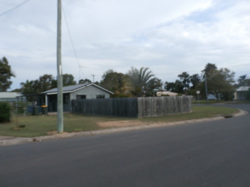 Moore Park Beach QLD 4670