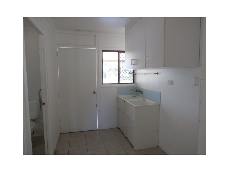 20 Kindt, Moore Park Beach QLD 4670