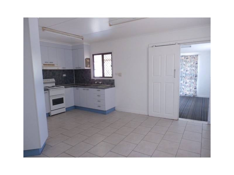20 Kindt, Moore Park Beach QLD 4670