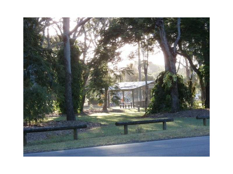 30 MOORE PARK ROAD, Moore Park Beach QLD 4670