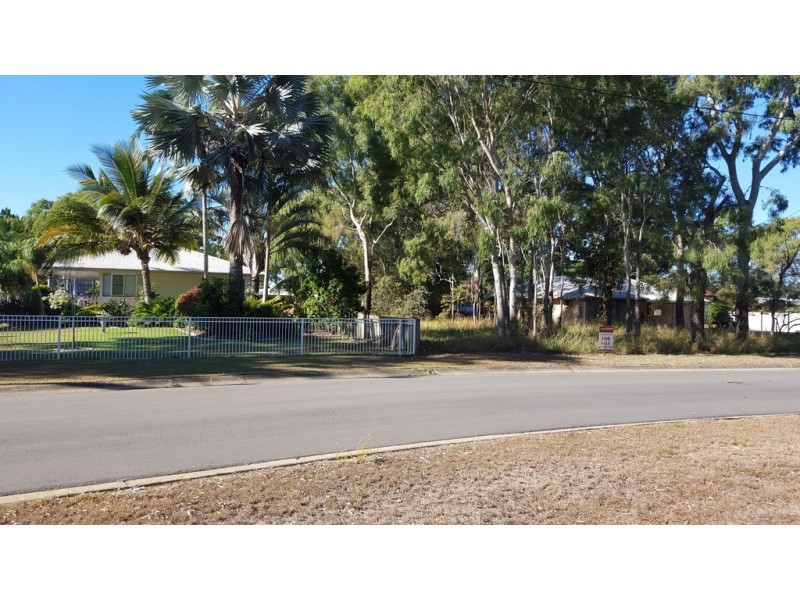43 Lagoon Drive, Moore Park Beach QLD 4670