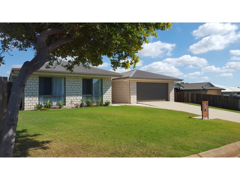 13 Back Hill Place, Coral Cove QLD 4670