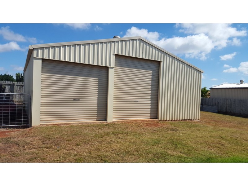 13 Back Hill Place, Coral Cove QLD 4670