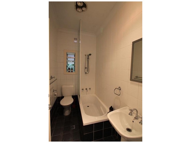 2-2 Duff Street, Turramurra NSW 2074