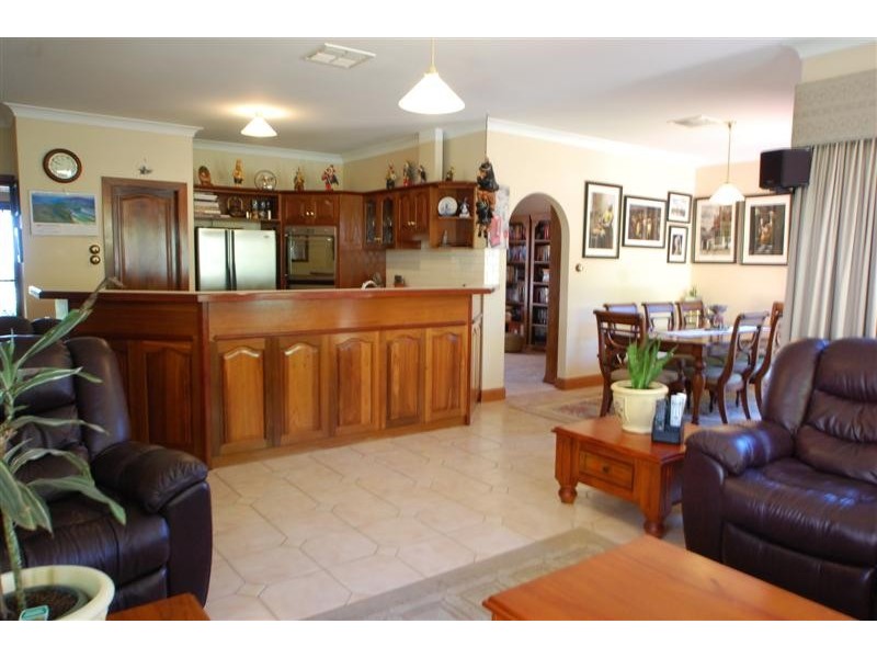 50 Coachwood Drive, Aberfoyle Park SA 5159