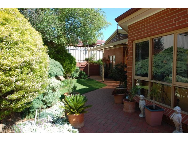 50 Coachwood Drive, Aberfoyle Park SA 5159