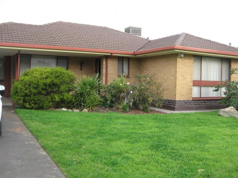 8 Baxter Road, Seaford SA 5169