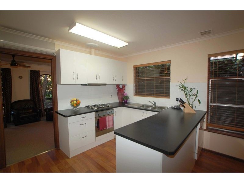2 Jersey Road, Happy Valley SA 5159