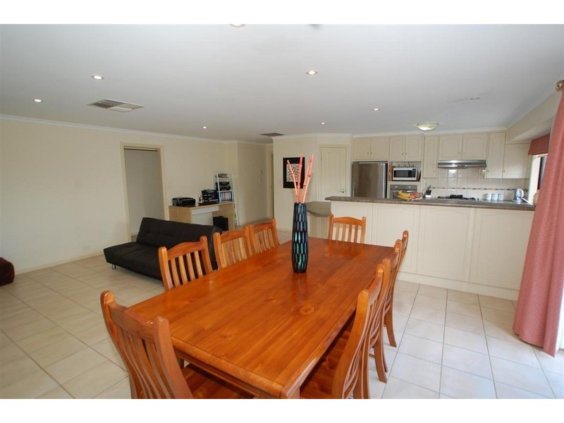 21 Lincoln Avenue, Warradale SA 5046