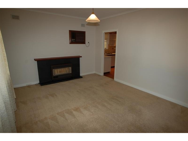 4 Shaun Crescent, Mitchell Park SA 5043