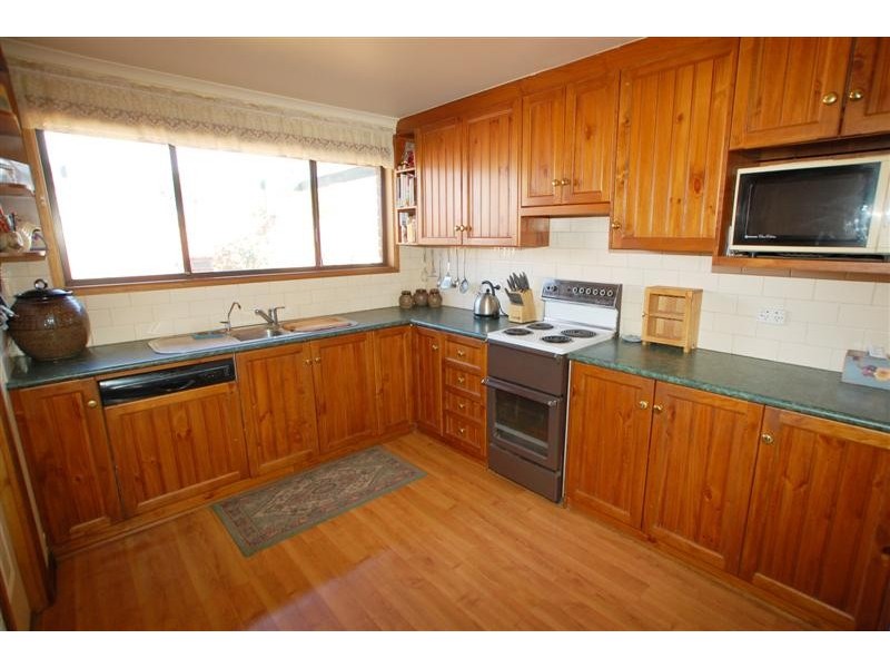 4 Hughes Court, Trott Park SA 5158