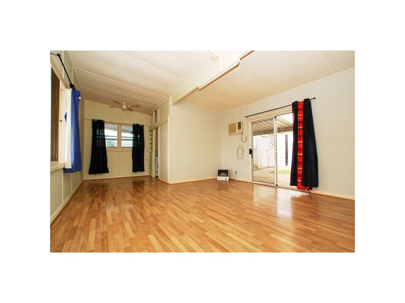 6 Gordon Street, Aldinga Beach SA 5173