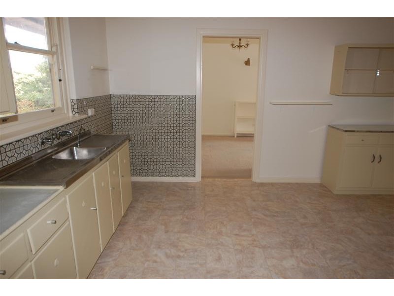 1 Lomond Avenue, Seacombe Heights SA 5047