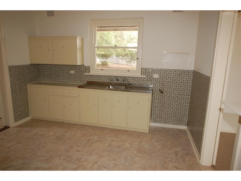 1 Lomond Avenue, Seacombe Heights SA 5047