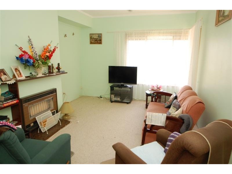 304 Oaklands Road, Park Holme SA 5043