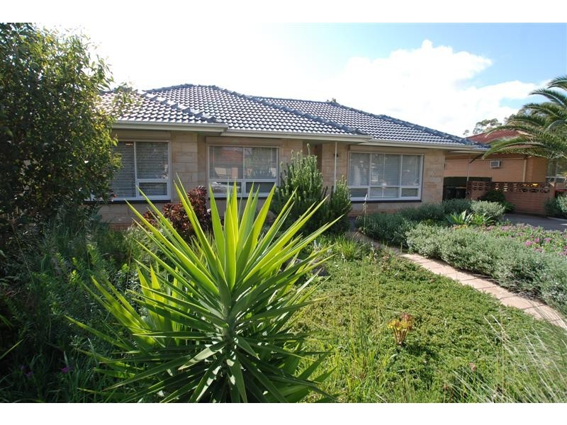 4 Betty Street, Marion SA 5043