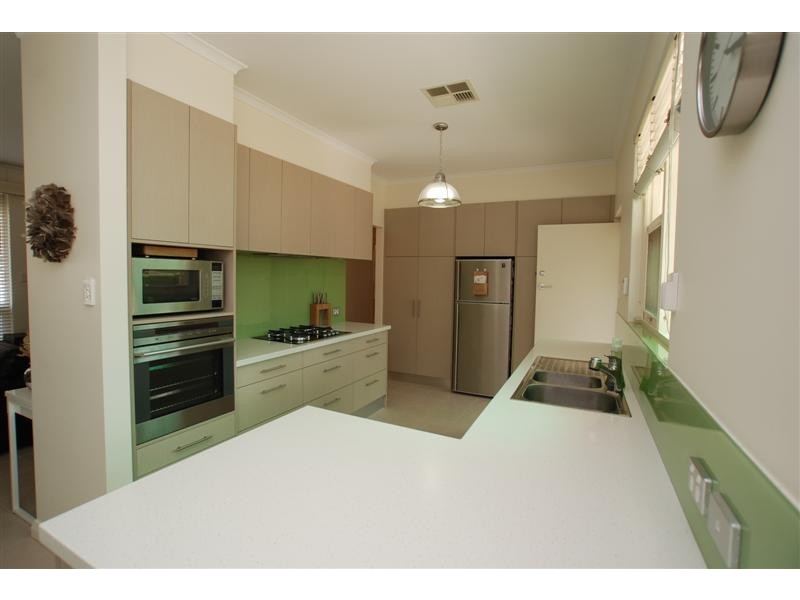 4 Betty Street, Marion SA 5043