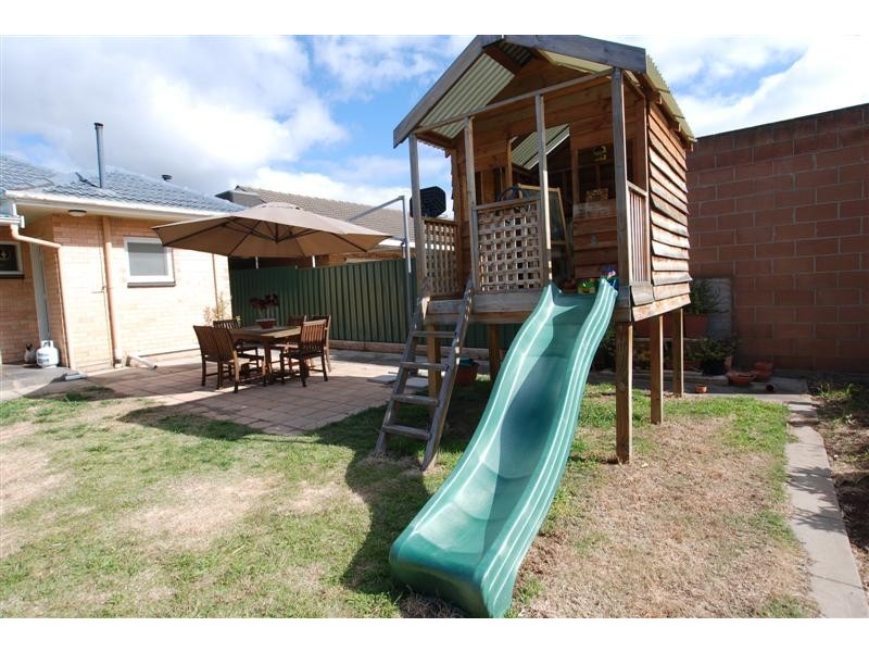 4 Betty Street, Marion SA 5043