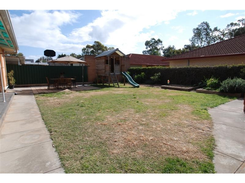 4 Betty Street, Marion SA 5043