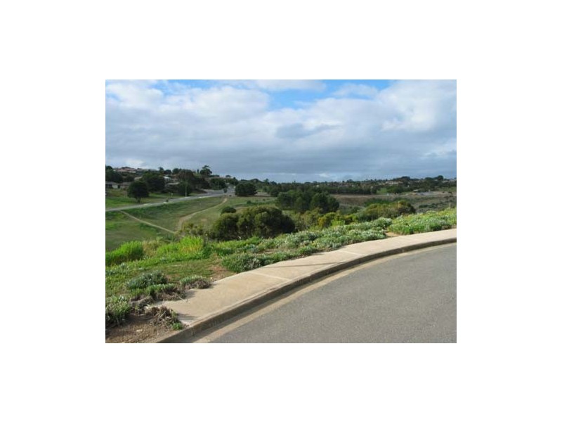13 Warawee Place, Hallett Cove SA 5158