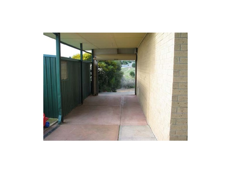 13 Warawee Place, Hallett Cove SA 5158