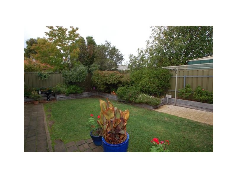 10 Barossa Way, Woodcroft SA 5162