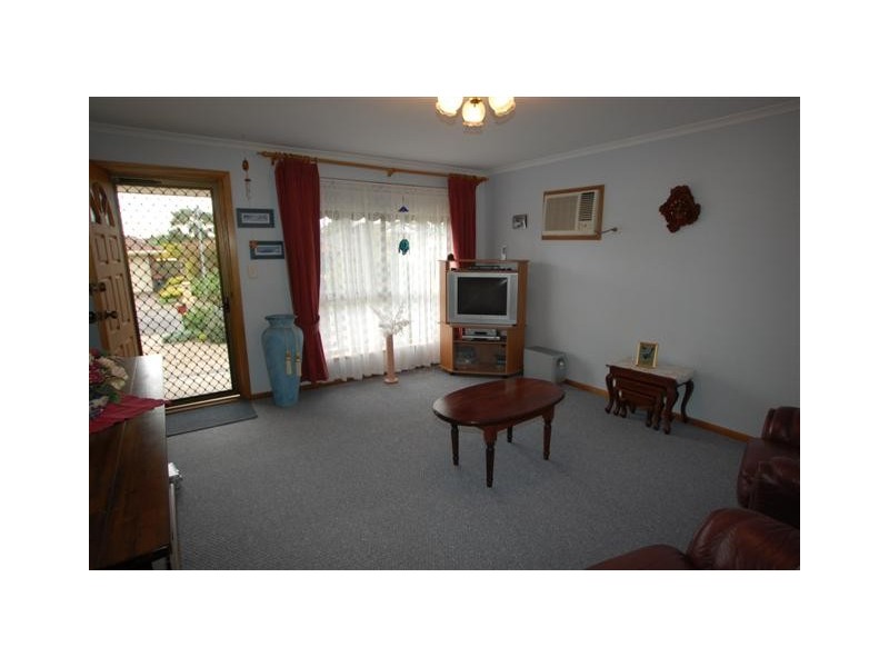 10 Barossa Way, Woodcroft SA 5162