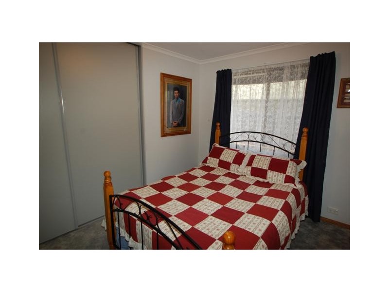 10 Barossa Way, Woodcroft SA 5162