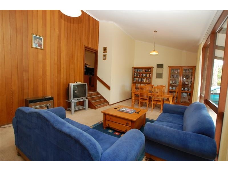 77 Sunnymeade Drive, Aberfoyle Park SA 5159