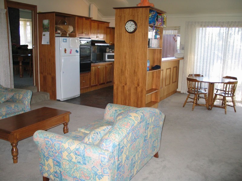 16 Kingfisher Circuit, Flagstaff Hill SA 5159