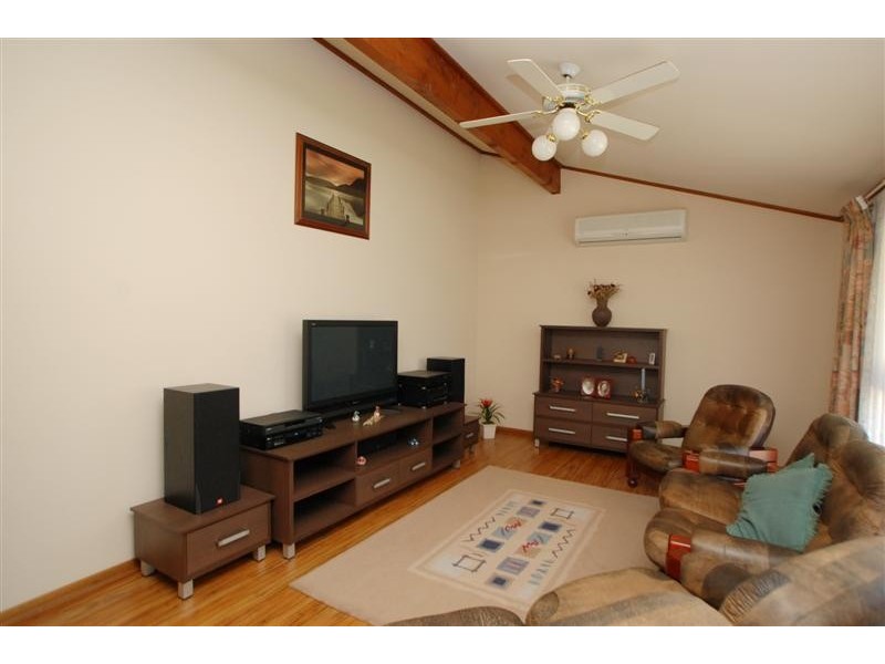 12 Ellis Avenue, O’halloran Hill SA 5158