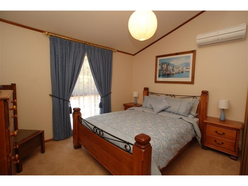 12 Ellis Avenue, O’halloran Hill SA 5158