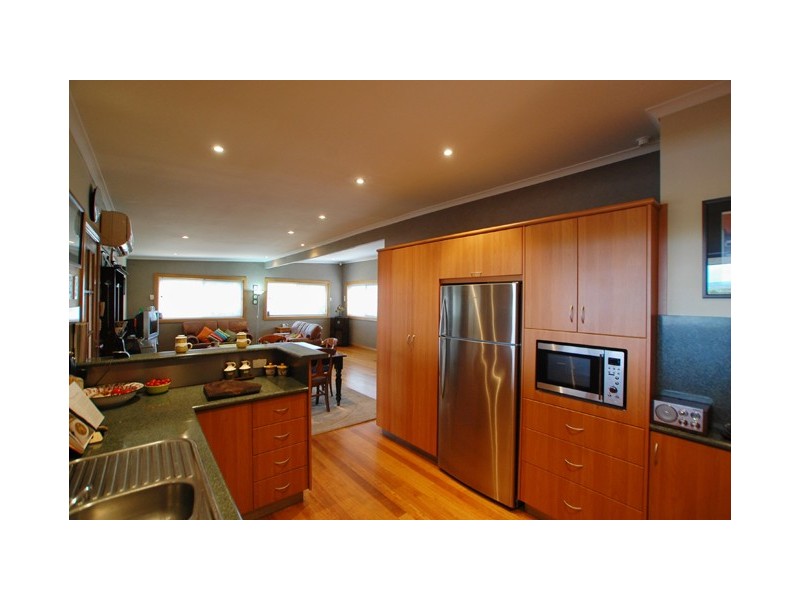 2 Moar Street, Port Noarlunga SA 5167