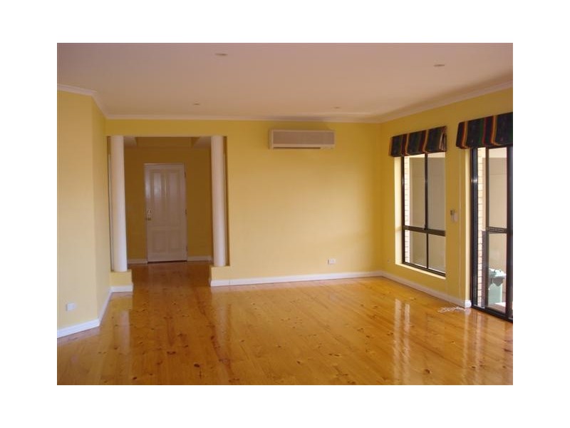 55 Jimmy Watson Drive, Woodcroft SA 5162