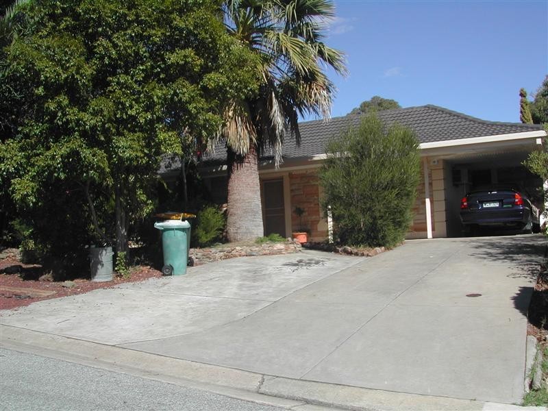 31 Garnet Crescent, Flagstaff Hill SA 5159