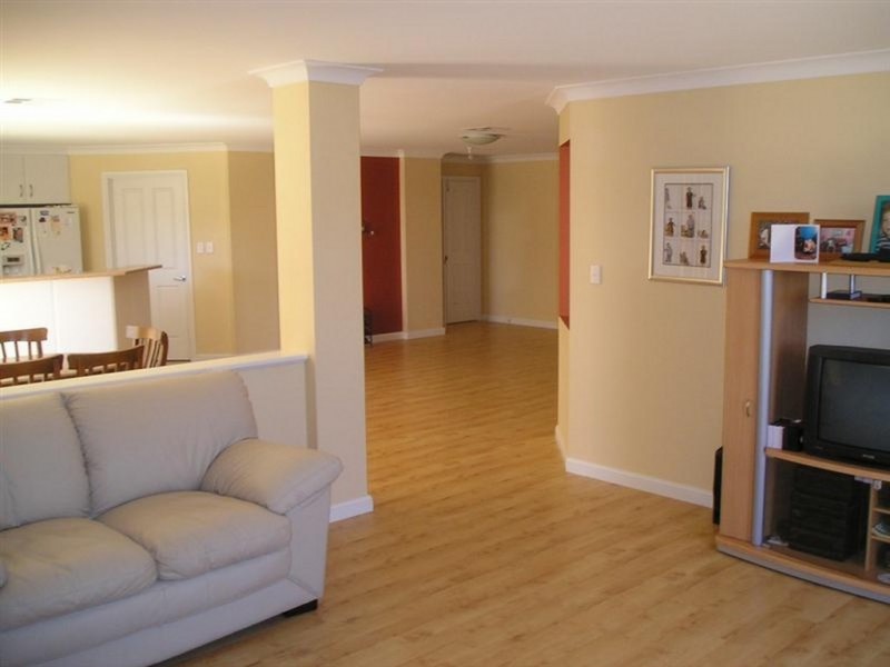 36 Daveys Road, Flagstaff Hill SA 5159