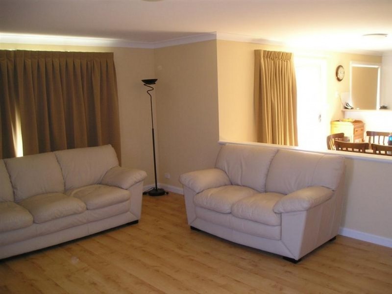 36 Daveys Road, Flagstaff Hill SA 5159