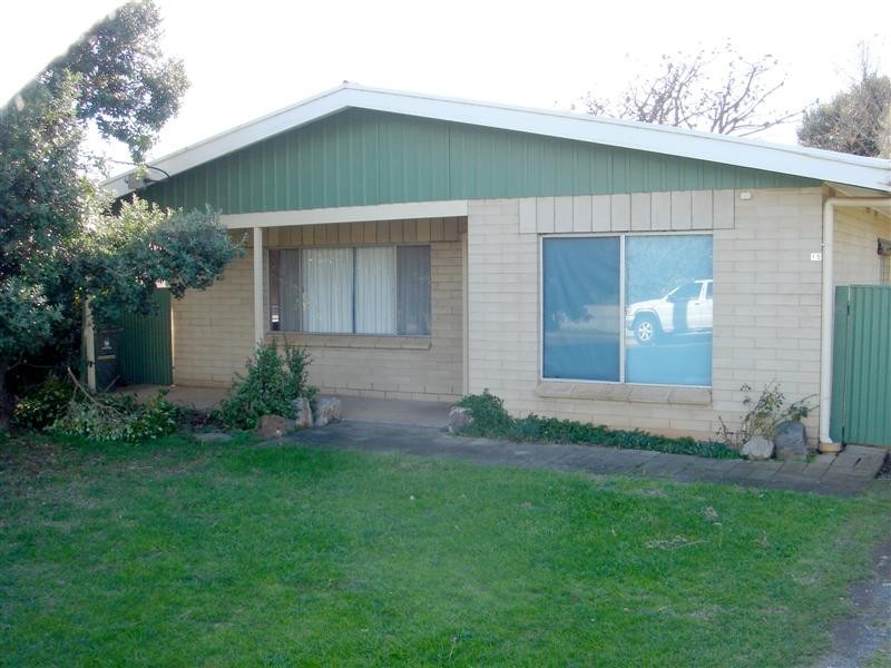 15 Gordon Street, Aldinga Beach SA 5173