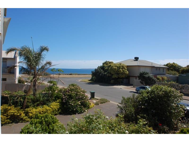 2 Hamilton Road, Aldinga Beach SA 5173