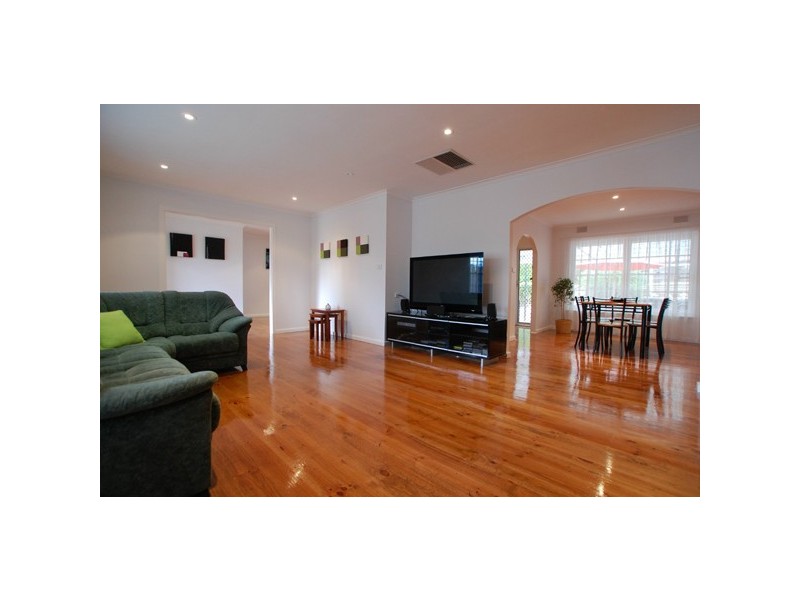 18 Glencoe Road, Reynella East SA 5161