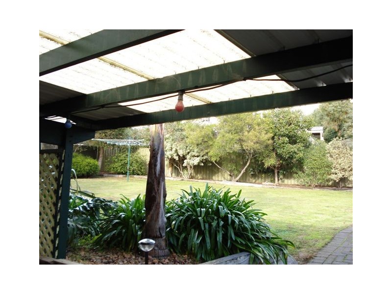 6 Fredrick Drive, Woodcroft SA 5162