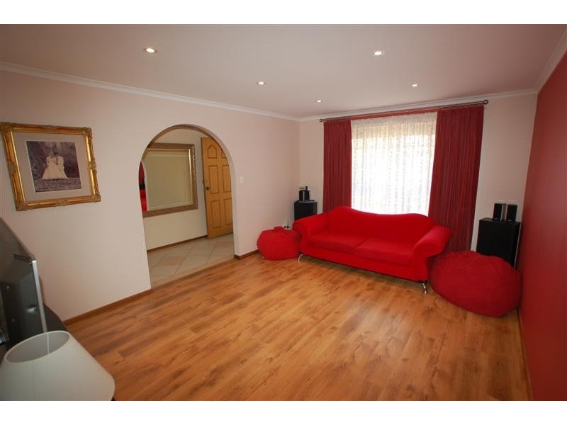 31 Baltimore Avenue, Morphett Vale SA 5162