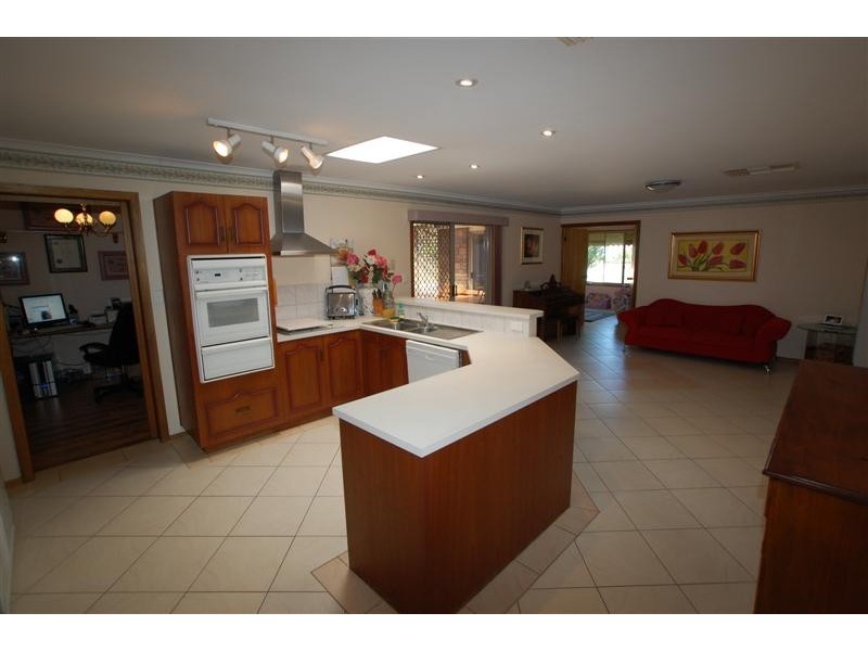 31 Baltimore Avenue, Morphett Vale SA 5162