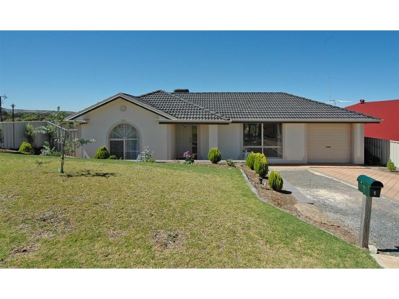1 Summerhill Close, Reynella SA 5161