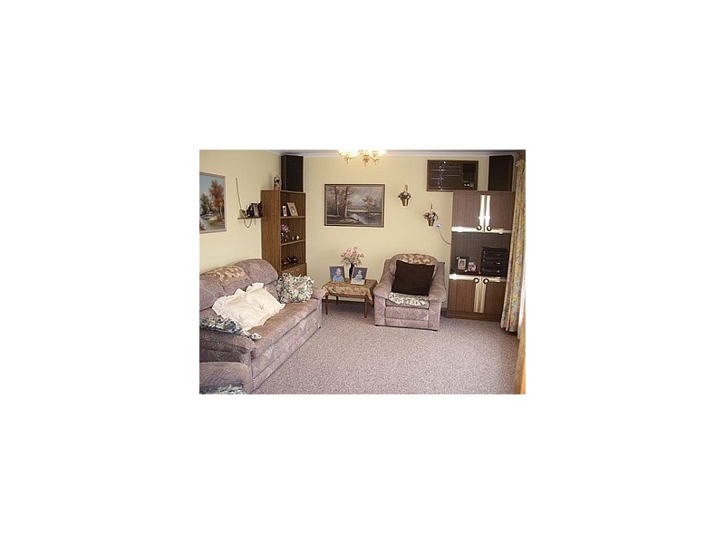 4 Falcon Avenue, Hallett Cove SA 5158